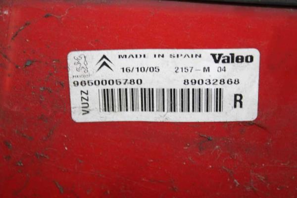 FEU ARRIERE DROIT CITROEN XSARA PICASSO 2004+ - Vue 3